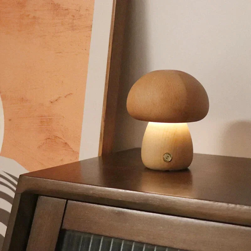 Lampe champignon en bois de hêtre, vendue à l'unité ou en duo